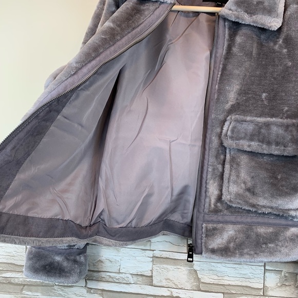 Most Adorable Puffy Fluffy Jacket I Ever Seen - Picture 6 of 8